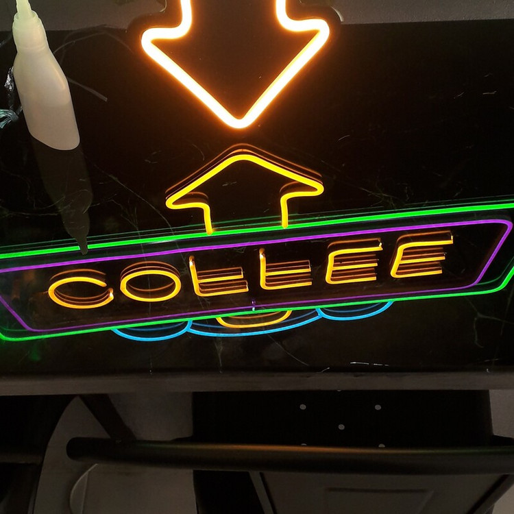 ساخت تابلو نئون ارزان